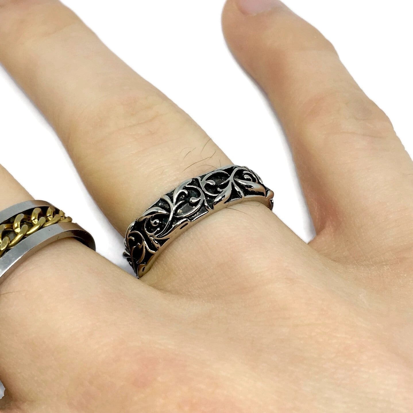 Paisley Pattern Adjustable Band Ring