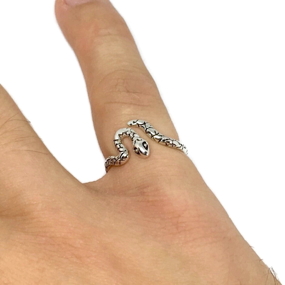 Black Mamba Adjustable Snake Ring