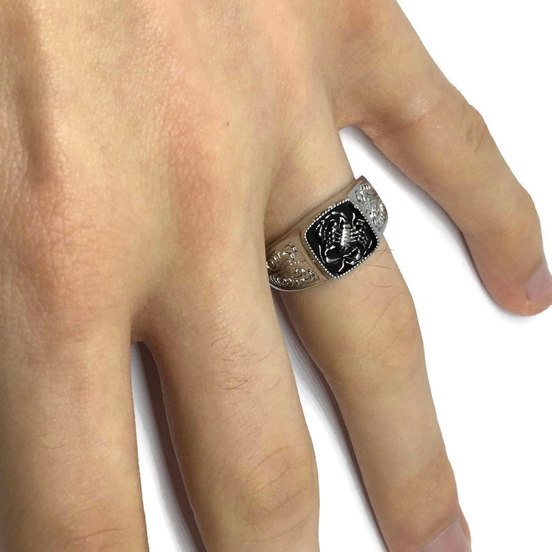Scorpion Paisley Band Ring
