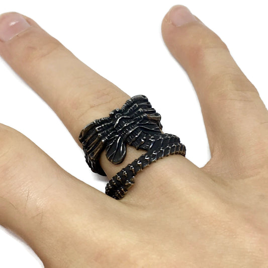 Alien Facehugger Wraparound Ring